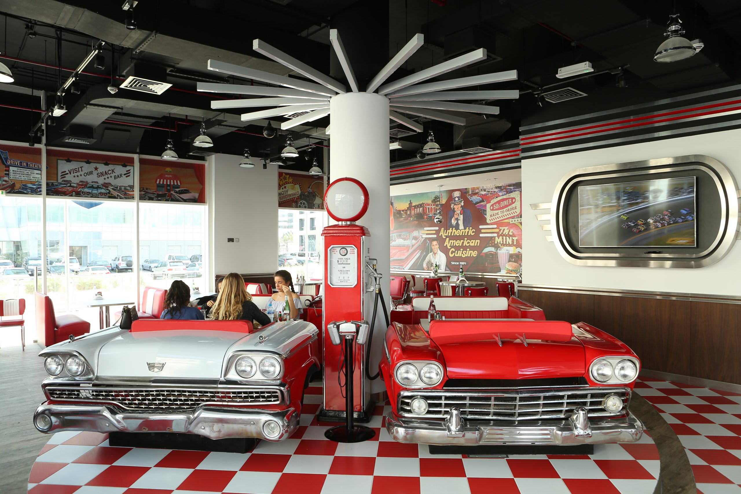 American Diner | Food & Beverages Interior Fit Out Company In Dubai