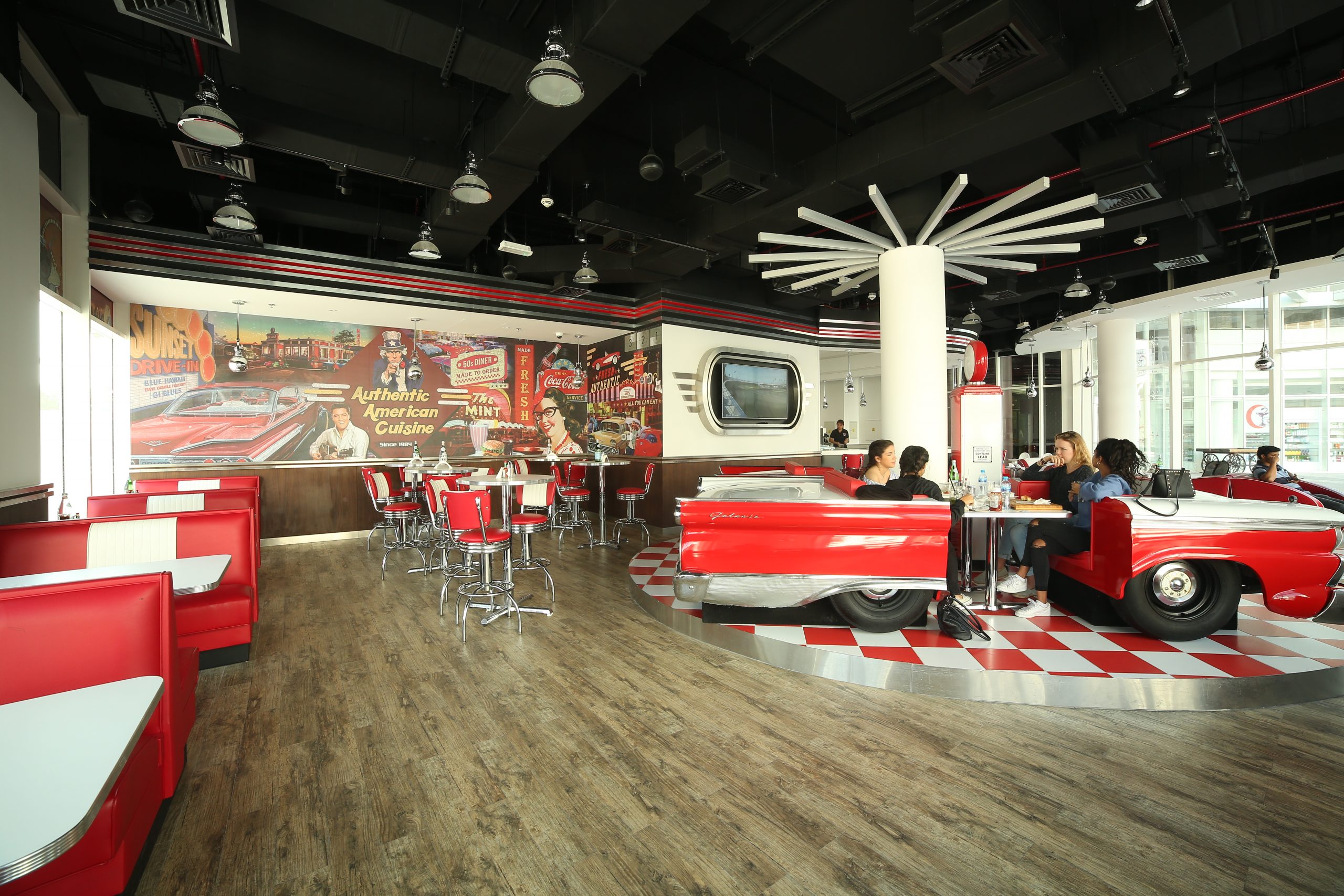 American Diner | Food & Beverages Interior Fit Out Company In Dubai