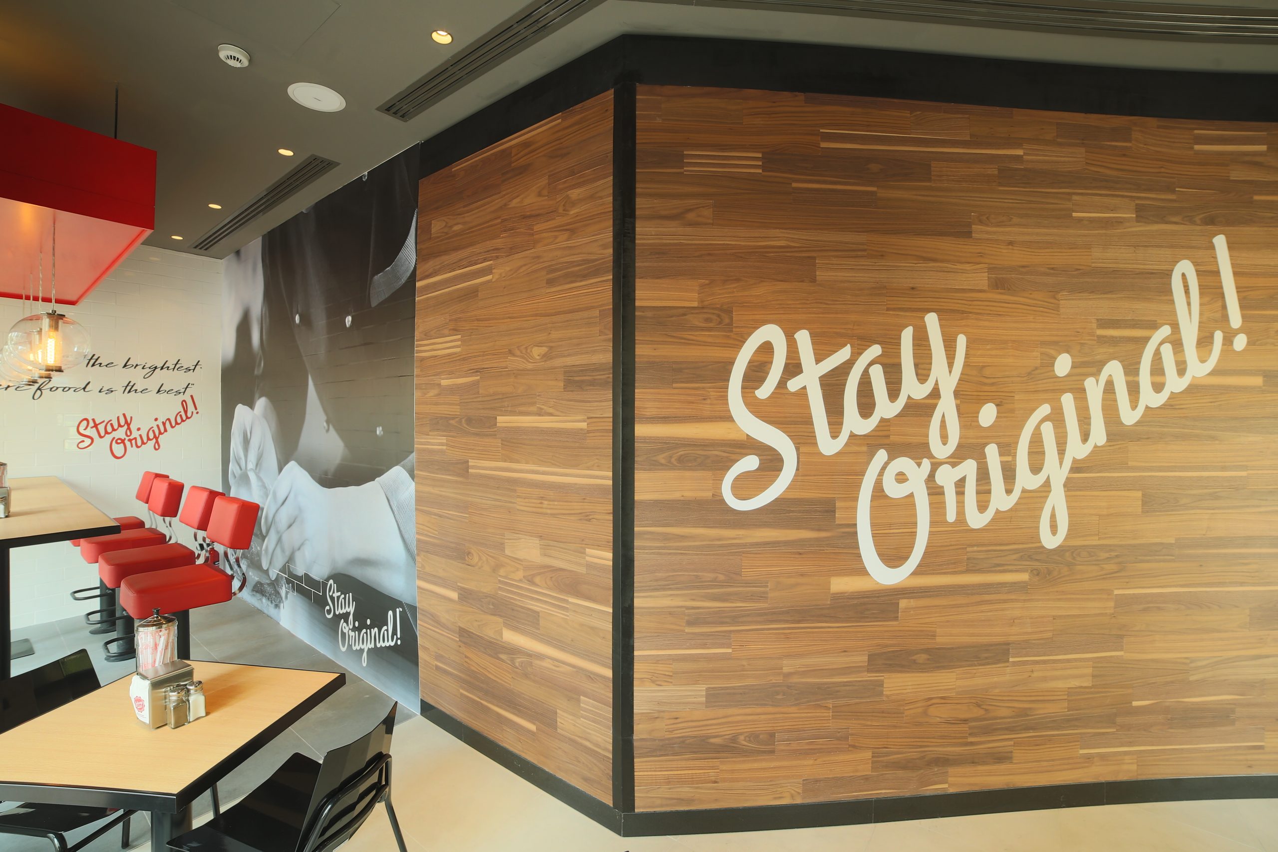 Johnny Rockets - Restaurant Fit out Contractor Dubai